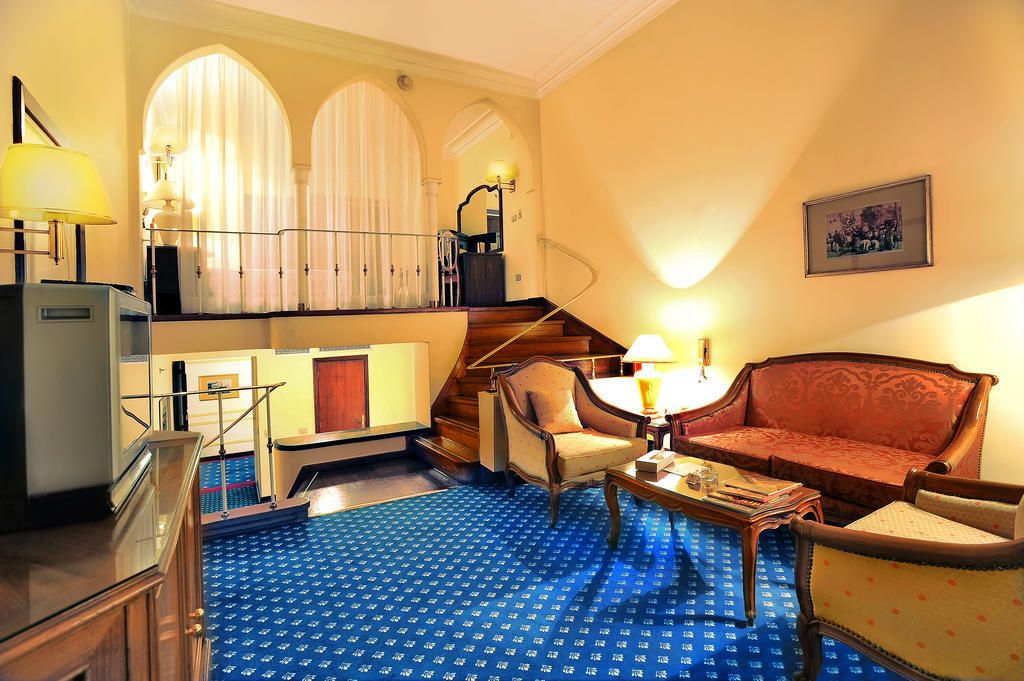Shepheard Hotel Cairo Room photo
